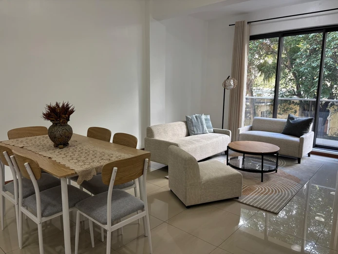 Appartement rénové de 3 chambres au centre de Beau Bassin