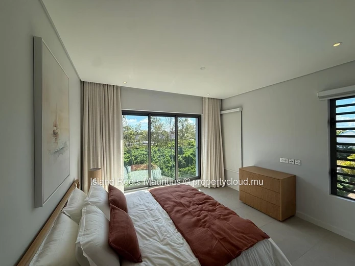 Brand-New 3-Bedroom Apartment for Rent in Péreybère.