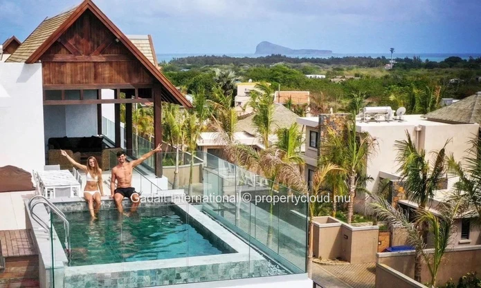 Mythic Suite & Villas 8: 1001m², 4-bedroom property, near Grand Baie beach