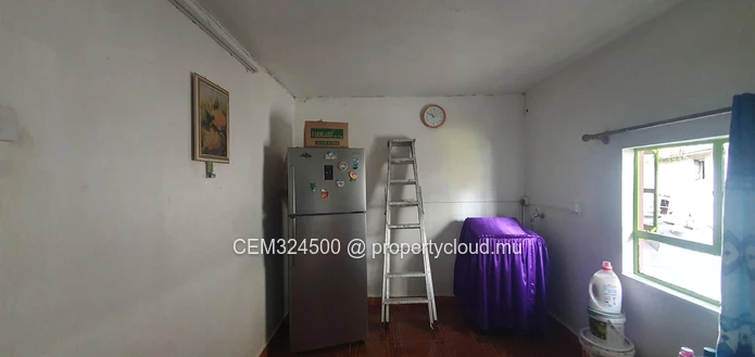 Semi furnished house for sale at royal road Montagne Blanche