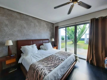 4 Bedroom Villa