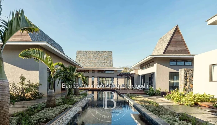 BALACLAVA - Off-Plan - Luxury villa - 4 bedrooms