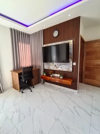 Premium 3-Bedroom All-Ensuite Villa with Private Pool, Rooftop Terraces & Study Area | Grand Baie, Chemin Vingt Pieds