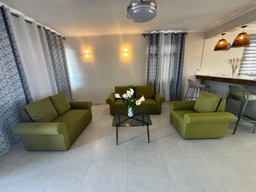 Charming 3-Bedroom House with Stunning Sea Views – Baie du Cap