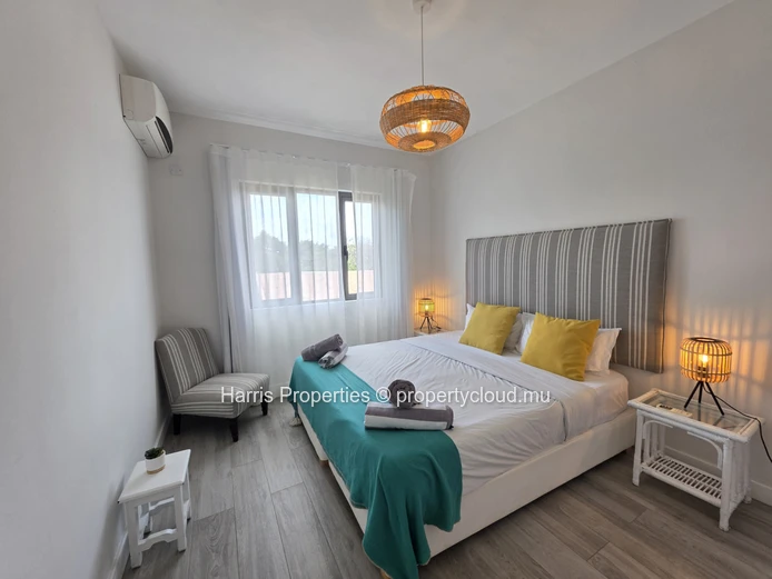 Exquisitely furnished and luxurious apartment for sale in Pereybere