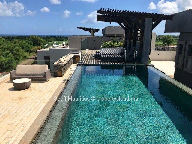 Luxury 5-Bedroom Penthouse for Sale – Foreign Acquisition Allowed