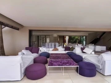 5 Bedroom Villa