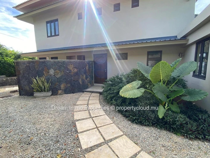 Beautiful Sea View Villa With Independent Studio Located In The Hills Of Tamarin - Mauritius