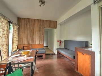 6 Bedroom House