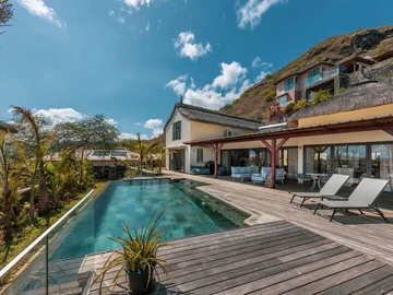 4 Bedroom Villa