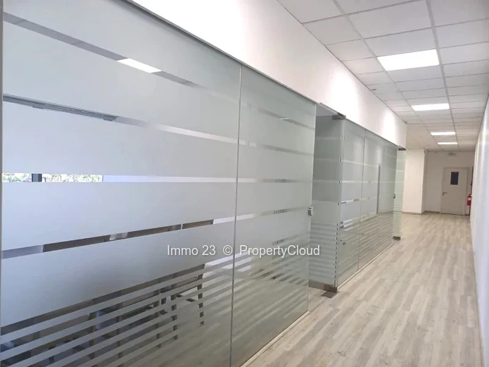 Office - 366m2 - Eb00e8ne - Ref. BU99937LO