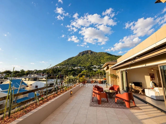 Stunning Penthouse for Long-Term Rent Just Steps from La Preneuse Beach, Black River, Mauritius
