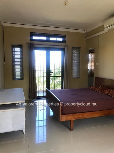 À vendre – Grande Maison à Pointe aux Sables avec piscine