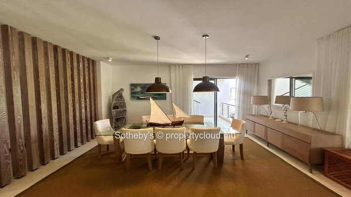 Trochetia Penthouse