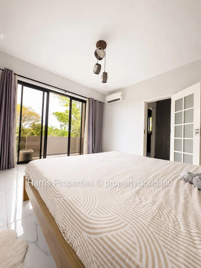 Belle Villa Individuelle Avec Piscine Privée À Vendre – Chemin 20 Pieds, Grand Baie
