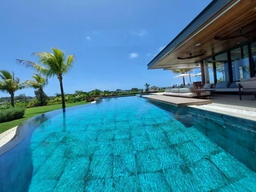 5 Bedroom Villa