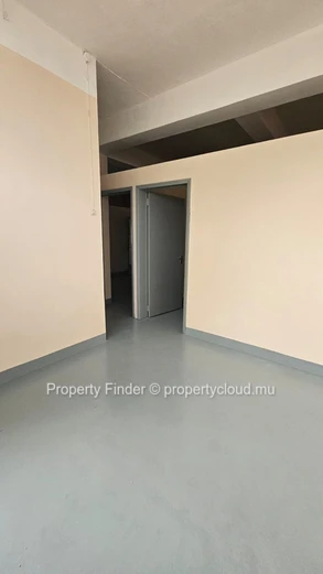 Office Space for Rent – Newly Renovated in Central Port Louis!