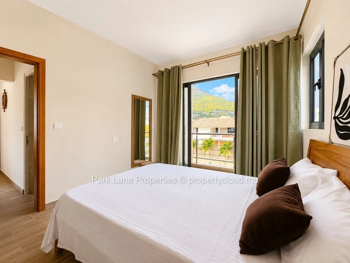 Brand-New Apartment Just 100 Metres from La Preneuse Beach