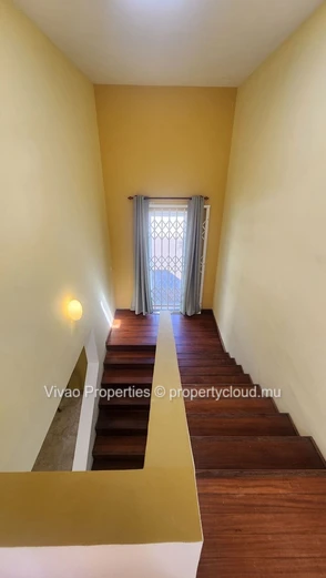 Maison meublée de 5 chambres à louer à Beau Bassin