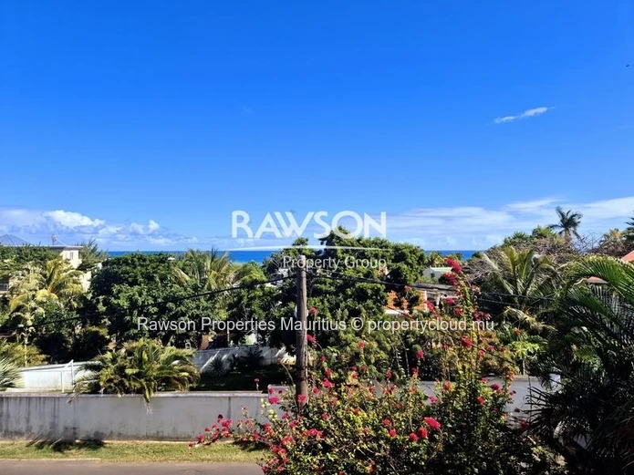 4 Bedroom House To Let in Tamarin