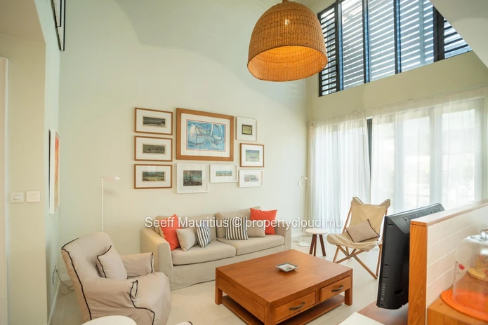 Duplex Living by the Waves