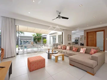 4 Bedroom Villa