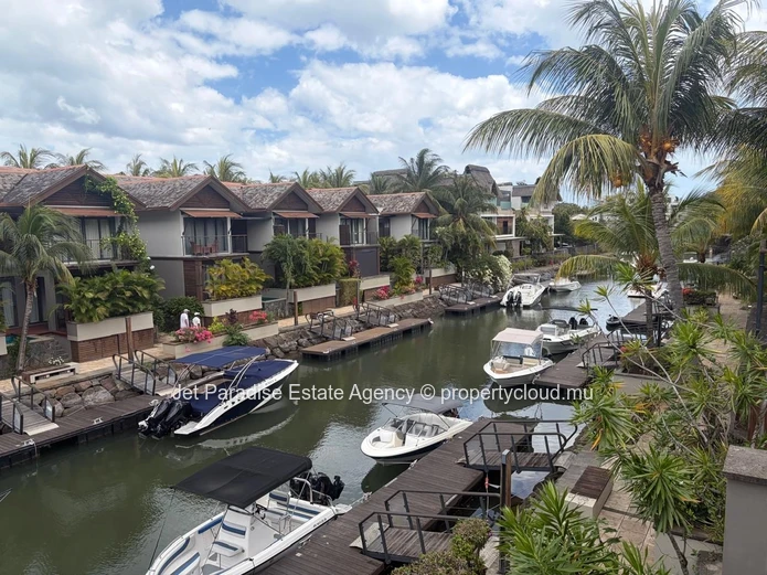  Modern 3-Bedroom Apartment with Sea View – Secured Complex