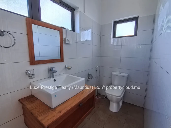 Luxury 4-Bedroom Ensuite Villa for Sale in Mont Choisy | Private Pool | Smart Security | Rs 20M