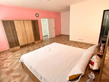 4 Bedroom Villa