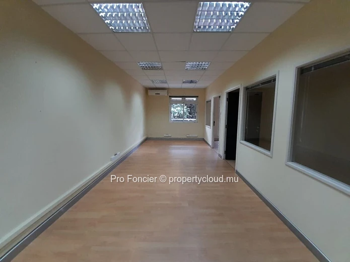 Office for rent in Port-Louis - Close to the center