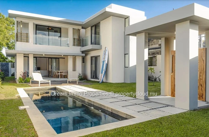 New 4-Bedroom Villa In The Heart Of Tamarin – Mauritius