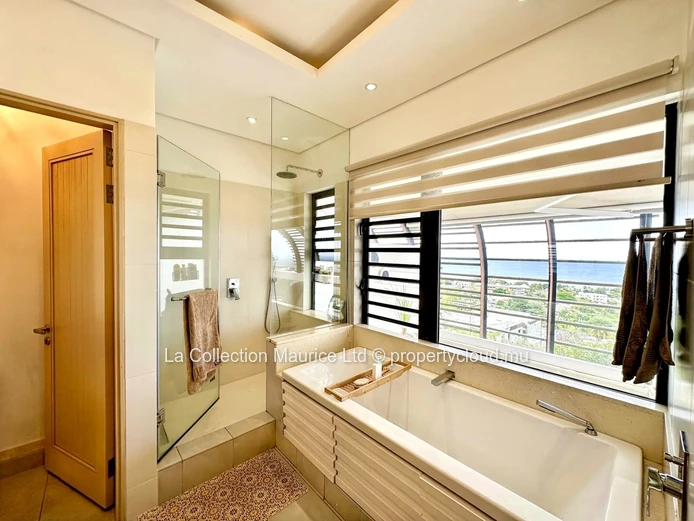 Duplex I Tamarin I Sea View