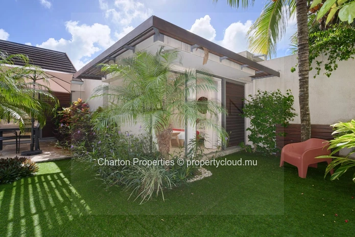 Luxury 3-bedroom villa with a private pool just minutes from Grand Baie