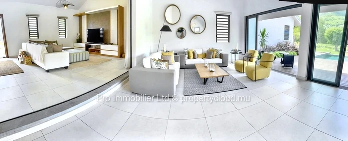 For Sale – Elegant Property with Breathtaking Views in the Sought-After Palmyre Morcellement, Black River.