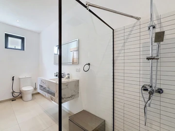 3 Bedroom Apartment
