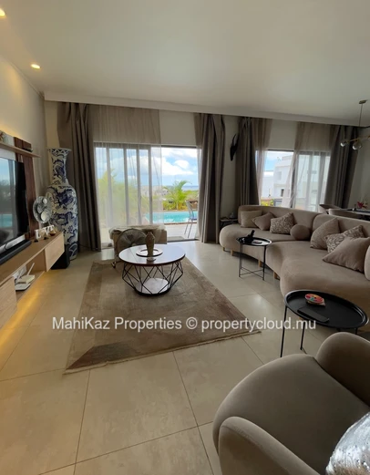 Luxurious Villa for Sale in Jardin d'Anna-2, Flic en Flac, Mauritius – Elegant Living with Panoramic Sea Views