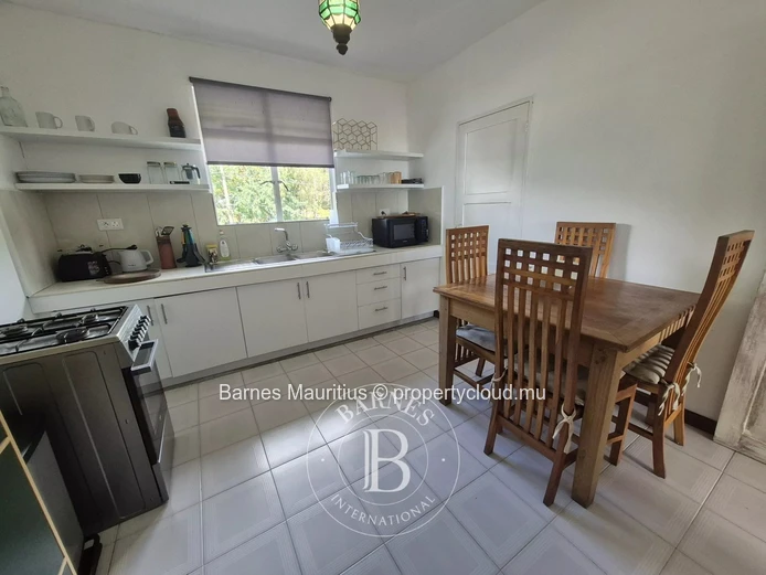FLOREAL - 2nd floor apartment - 3 bedrooms