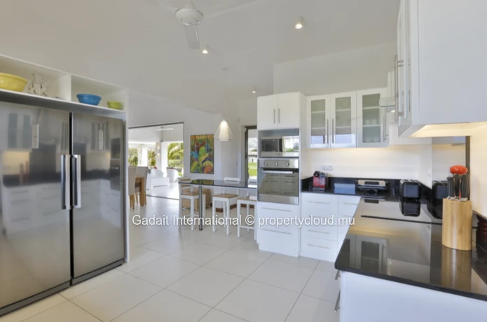Exceptional 4-Bedroom Villa Rental with Private Pool & Tropical Garden at Anahita Resort