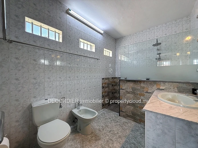 Villa Rare a la vente