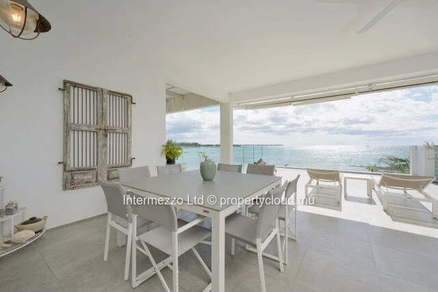 Penthouse 3 chambres en suite front de mer à Péreybère – Vue océan & Coin de Mire