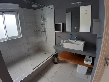 3 Bedroom Townhouse, Duplex