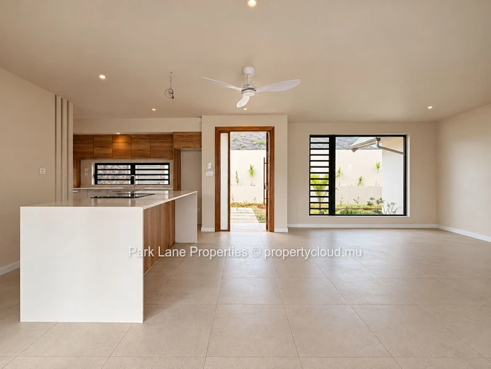 Toute nouvelle villa avec vue imprenable sur les montagnes