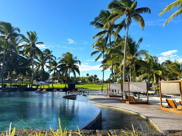 Appartement 2 Chambres avec Vue Mer à Vendre à Anahita Golf Resort, Île Maurice | Piscine Privative & Golf