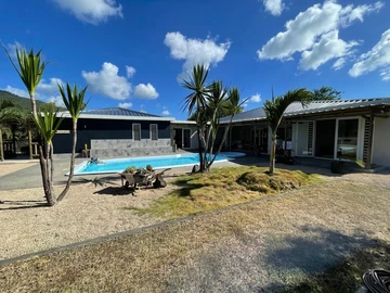 4 Bedroom Villa