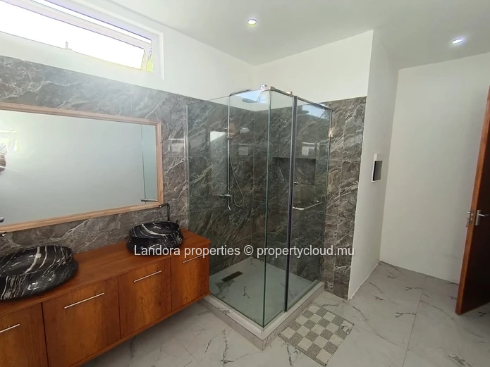 Fully Furnished Villa with Swimming Pool for Sale in Pereybere