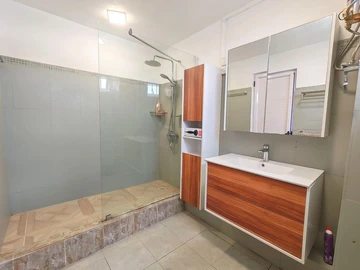 Townhouse, Duplex de 3 Chambres