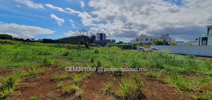Terrain résidentiel de 22.51 Perches à vendre, Sodnac