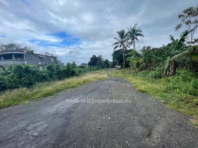 Terrain de 1635 m²