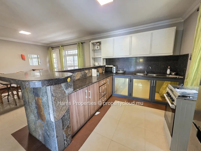 Immeuble résidentiel à vendre – Mon Choisy