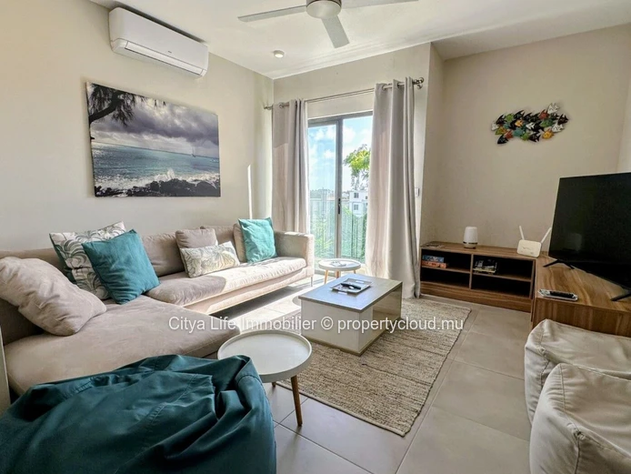 Penthouse de 3 chambres avec piscine à vendre à Péreybère